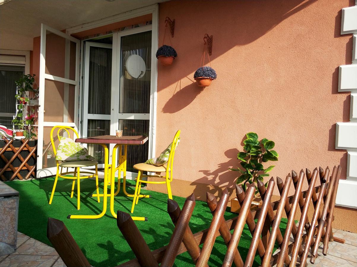 Art Eden Apartment Hajduszoboszlo Luaran gambar